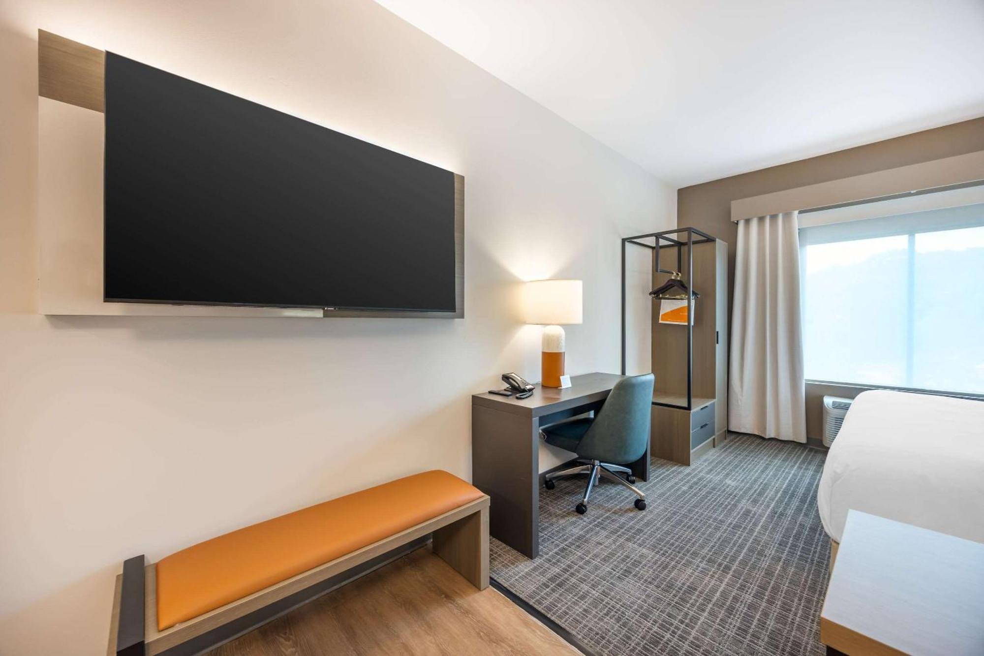 Comfort Inn & Suites Нашвил Екстериор снимка